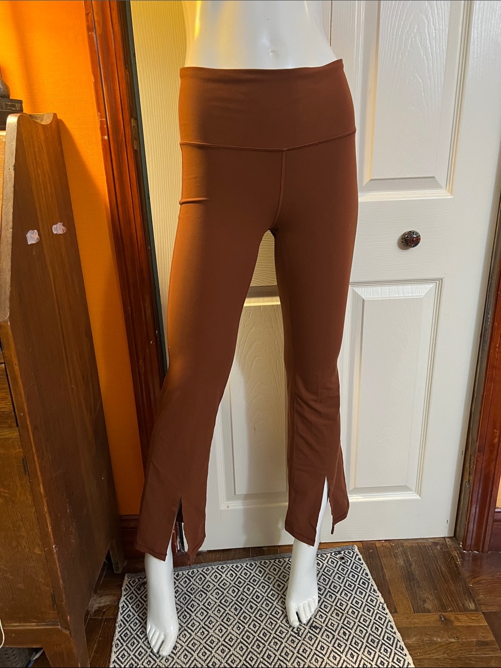 Athleta Elation Ultra High Rise
Split Flare leggings size M/P